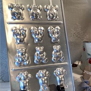 Wilton Teddy Bears Cookies, Pops,  Mold 9 1/2" X 15 X5/8" -2306-116 -1985